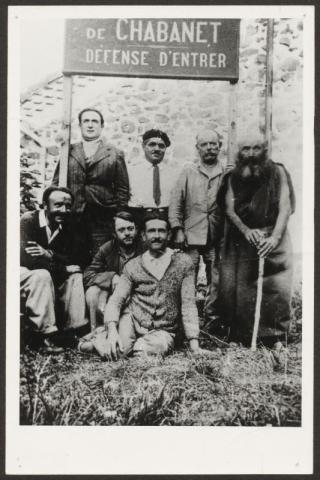  7 photos de Freinet avec un groupe de personnes